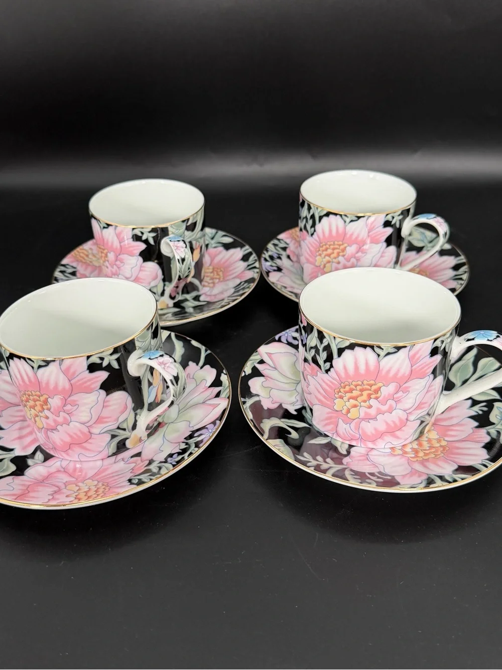 Bloomingdale’s Garden Pleasures Cup & Saucer Set of 4 Floral Gold Trim Japan